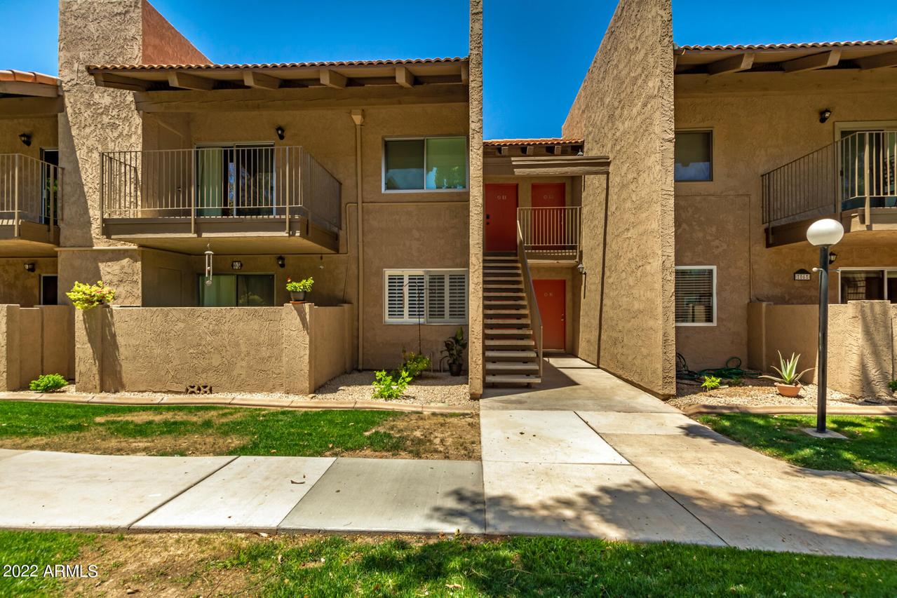 5525 E Thomas Rd. #O11, Phoenix, AZ 85018