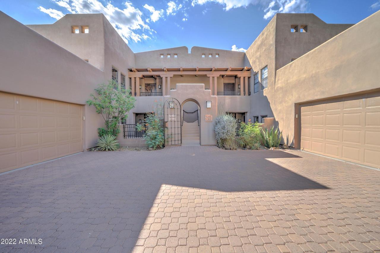 36601 N Mule Train Rd. #A14, Carefree, AZ 85377