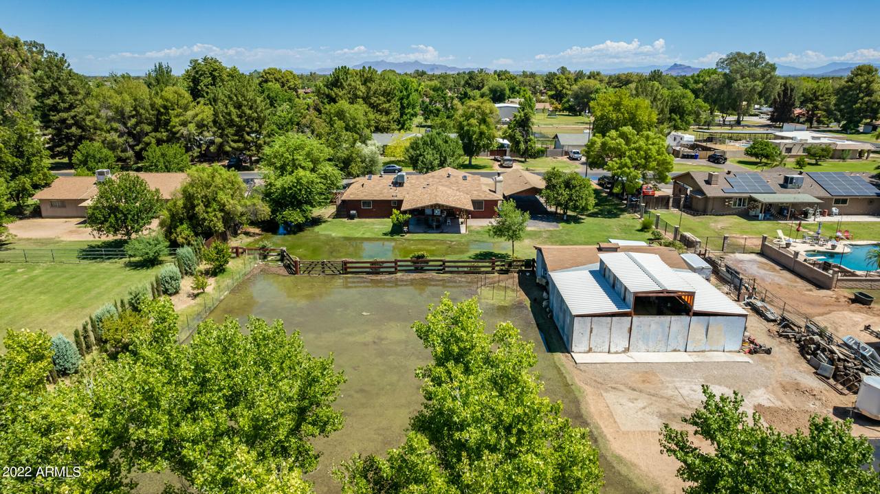 645 E Country Plaza Plz., Gilbert, AZ 85234