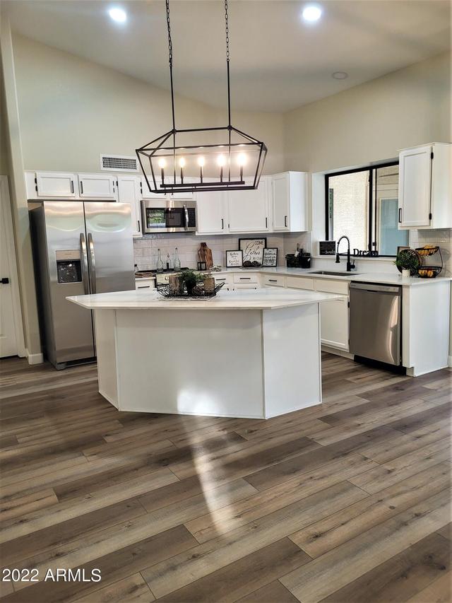 244 N Cottonwood Dr., Gilbert, AZ 85234
