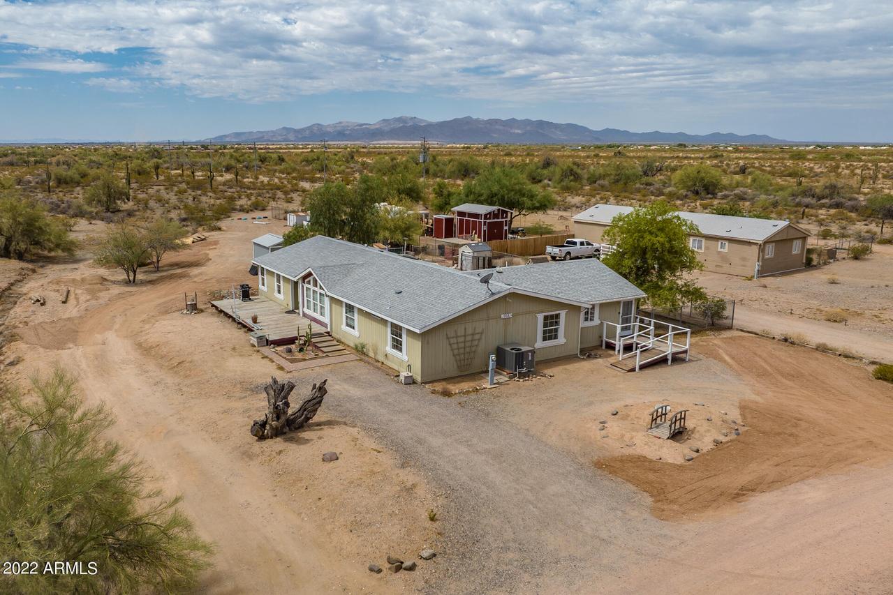 17031 W Barwick Dr., Surprise, AZ 85387