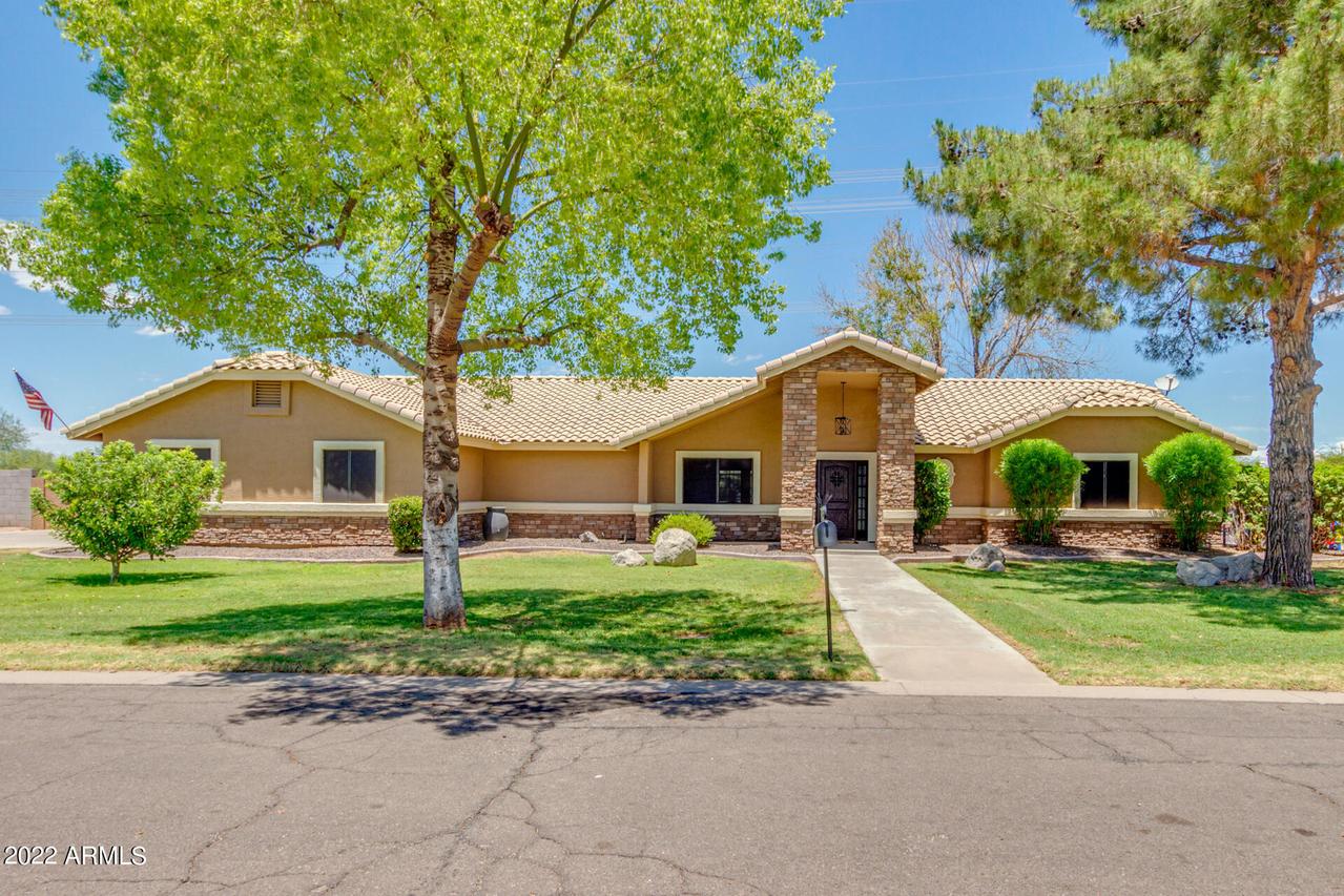 2662 E Vaughn Ave., Gilbert, AZ 85234
