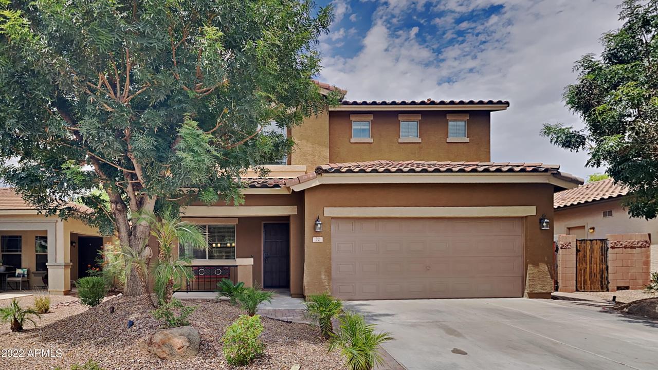 72 W Reeves Ave., San Tan Valley, AZ 85140