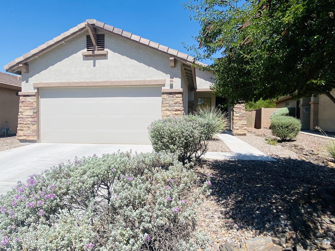 1646 W Owens Way, Anthem, AZ 85086