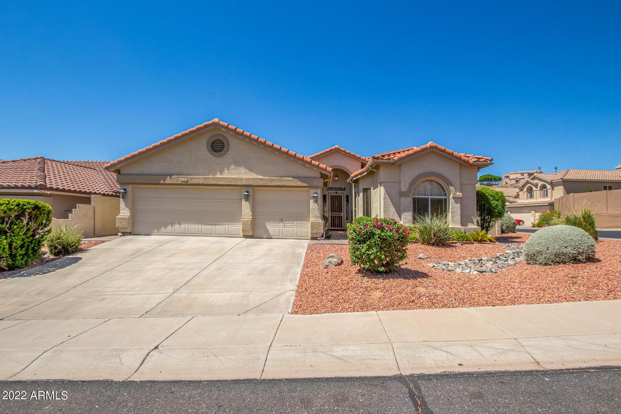 903 E Hiddenview Dr., Phoenix, AZ 85048