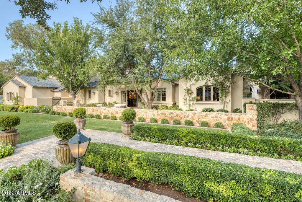6350 E Naumann Dr., Paradise Valley, AZ 85253