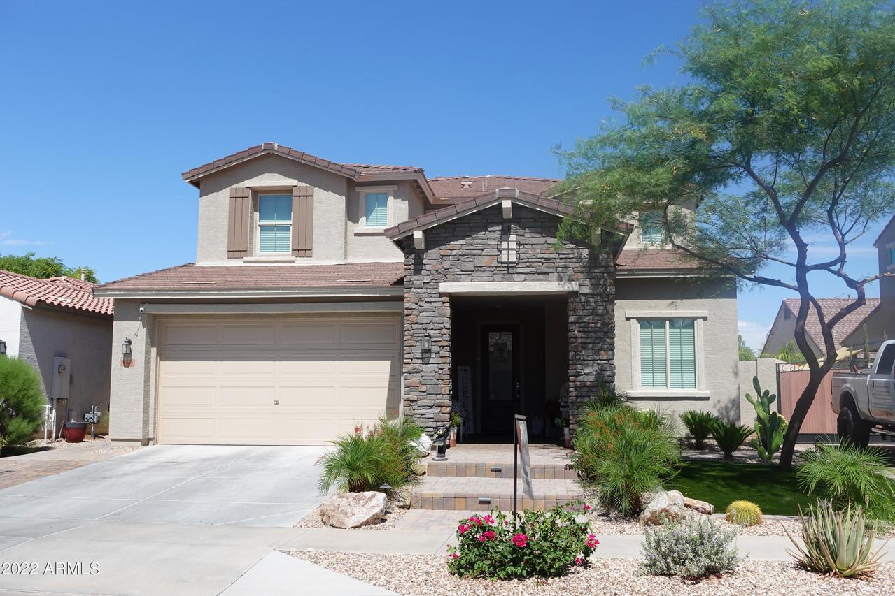 9013 S 41st Glen, Laveen, AZ 85339