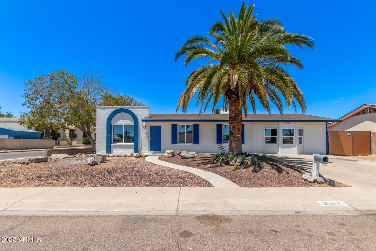 2068 W Wagoner Rd., Phoenix, AZ 85023