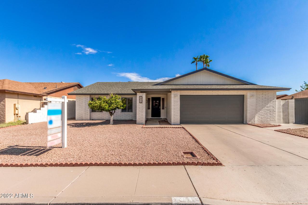 2033 E Edgewood Ave., Mesa, AZ 85204