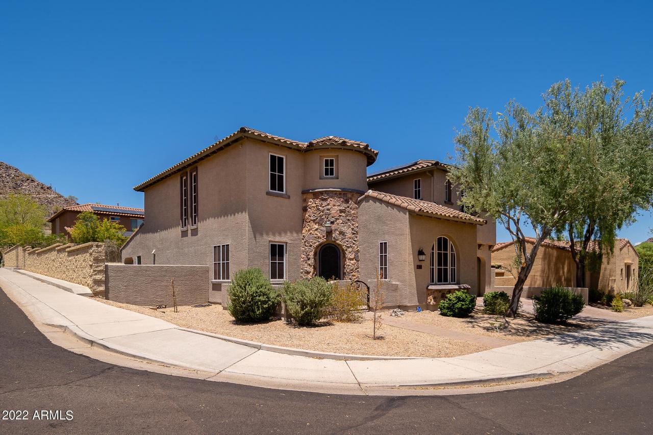 25902 N 84th Ln., Peoria, AZ 85383