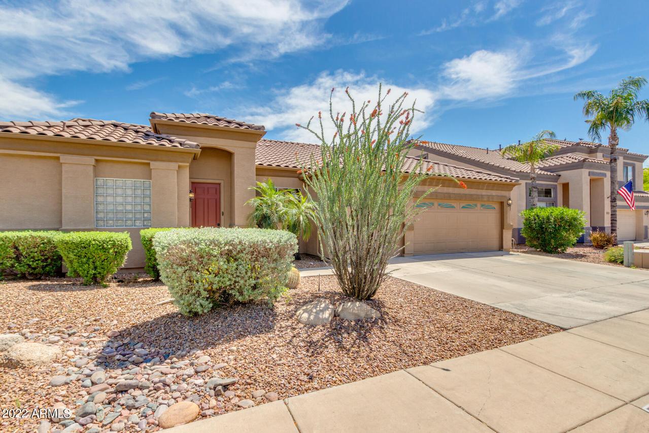 5255 W Angela Dr., Glendale, AZ 85308