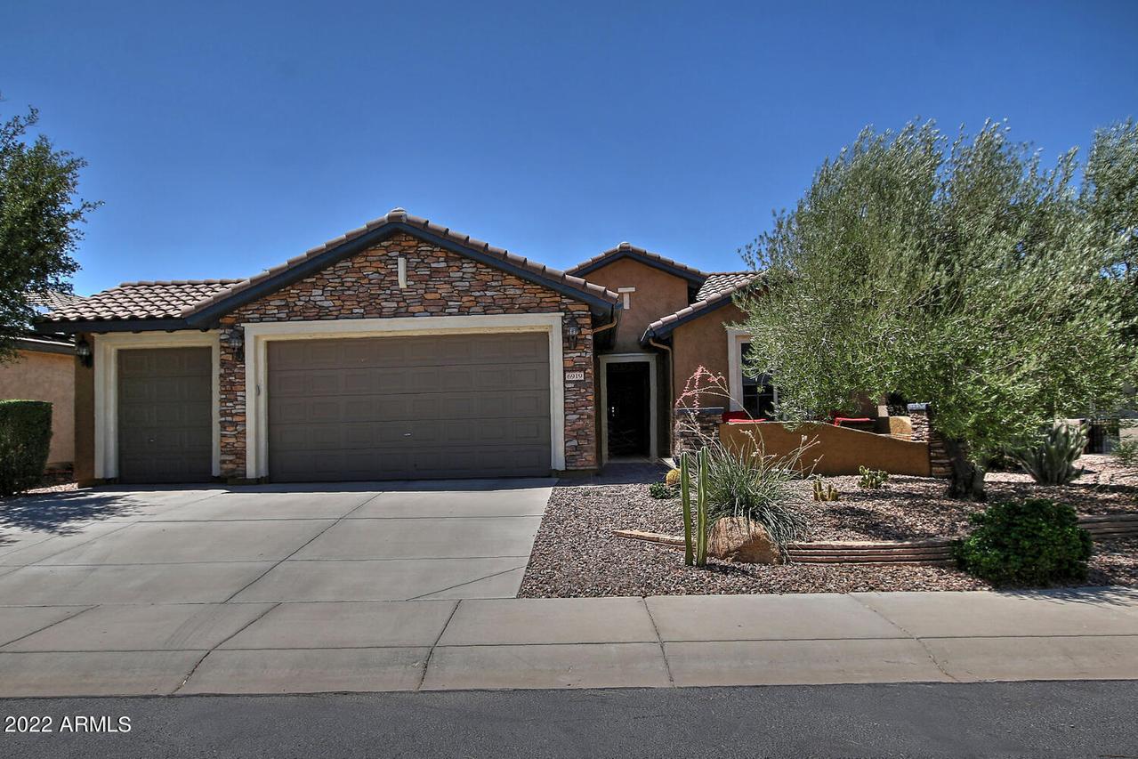 6919 W Saratoga Way, Florence, AZ 85132