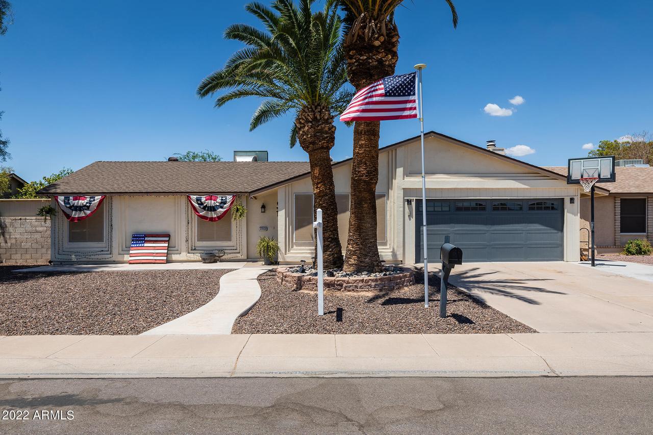 1712 W El Alba Way, Chandler, AZ 85224