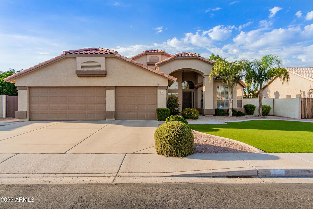 1200 W Courtney Ln., Tempe, AZ 85284