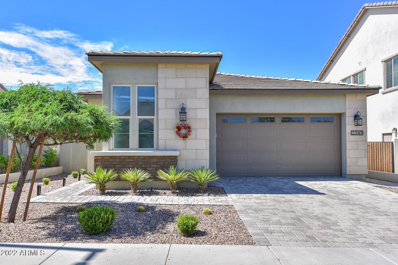 2341 W Cedar Ridge Rd., Phoenix, AZ 85085