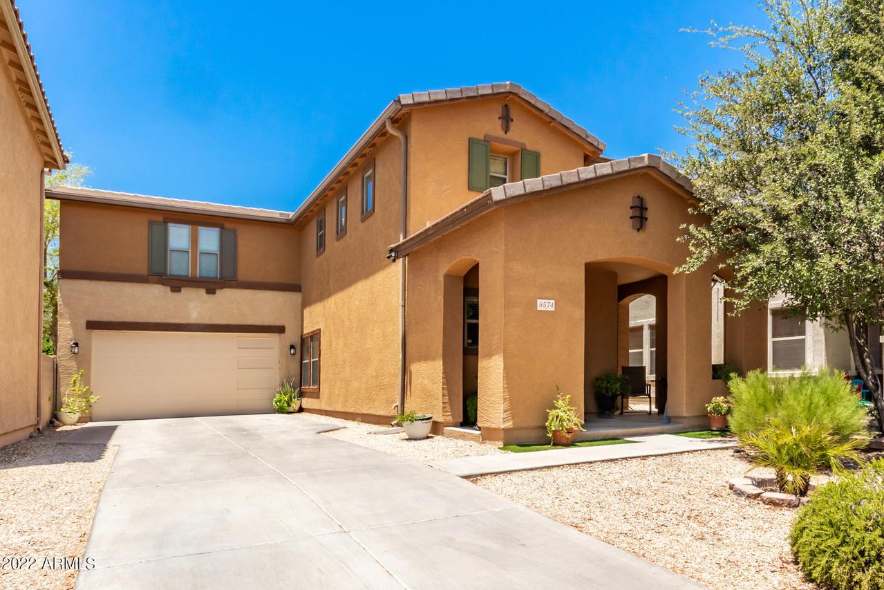 8574 N 64th Ln., Glendale, AZ 85302