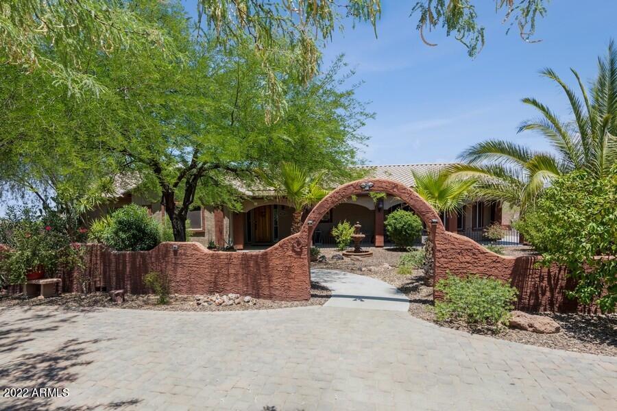 38833 N 29th Ave., Phoenix, AZ 85086