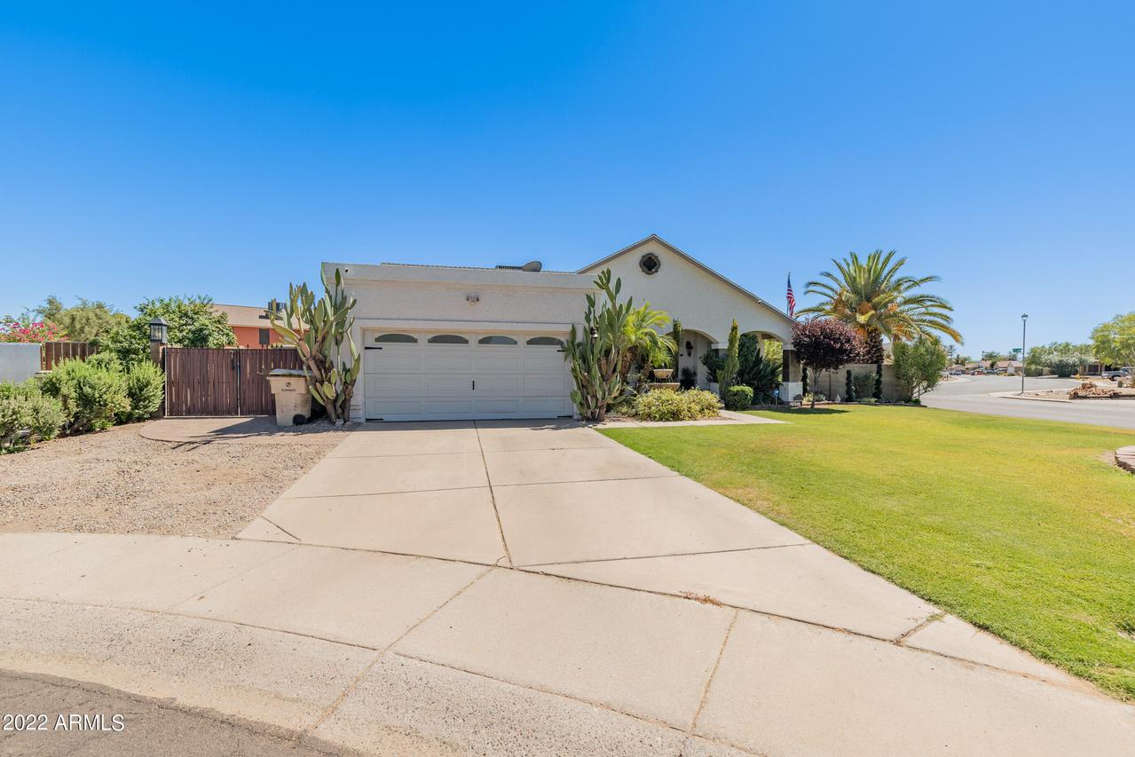 15201 N 61st Ave., Glendale, AZ 85306