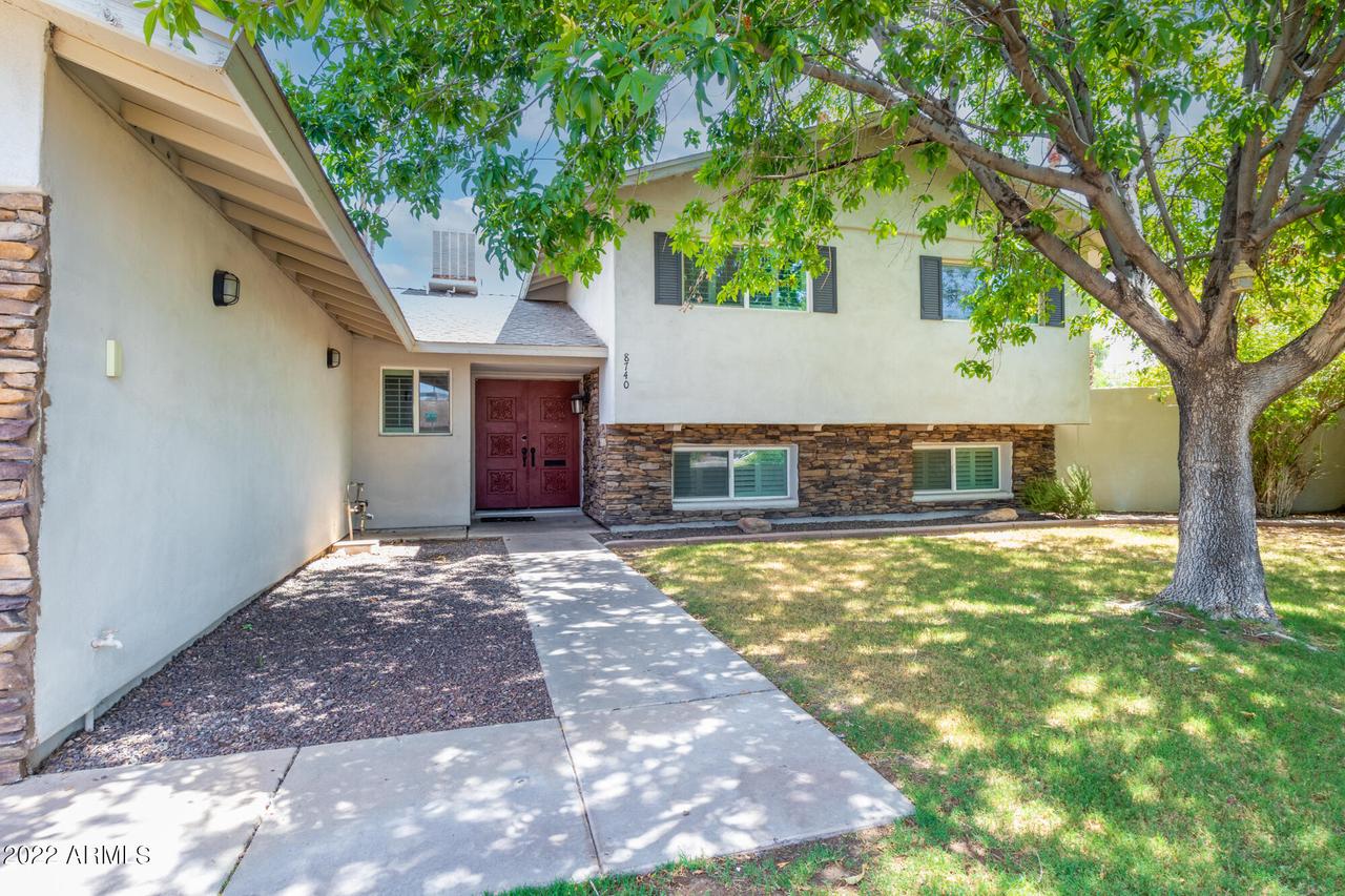 8740 E Mitchell Dr., Scottsdale, AZ 85251