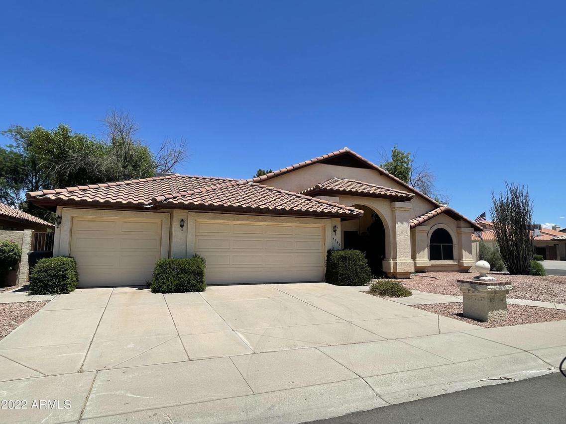 4566 E Vista Dr., Phoenix, AZ 85032