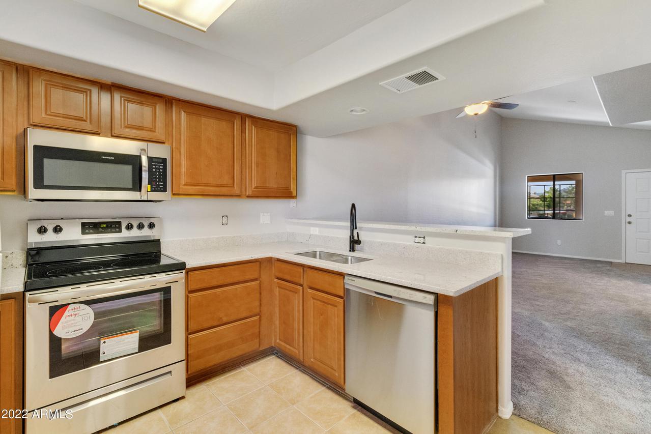 537 S Delaware Dr. #217, Apache Junction, AZ 85220