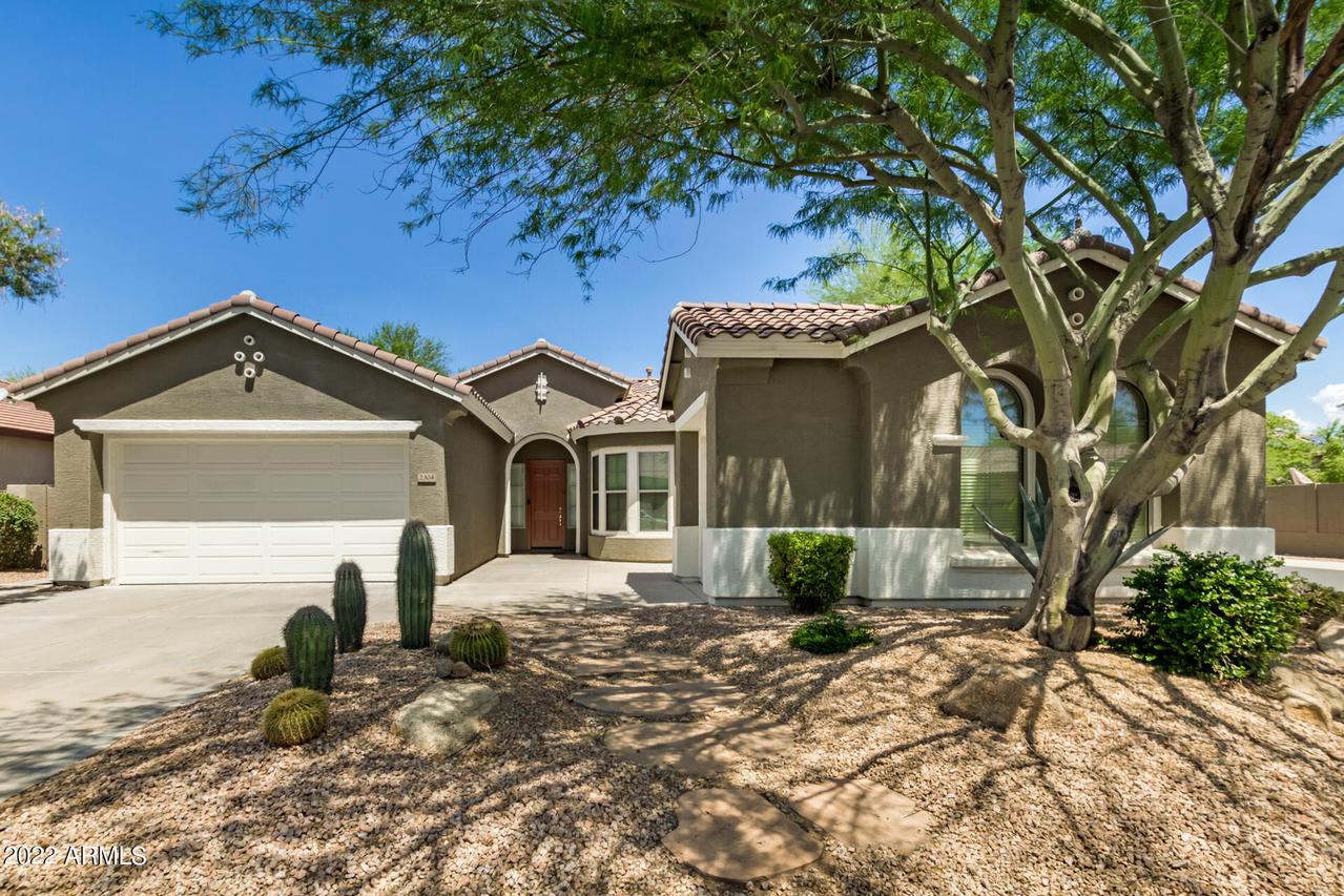 2304 W Sax Canyon Ln., Phoenix, AZ 85086