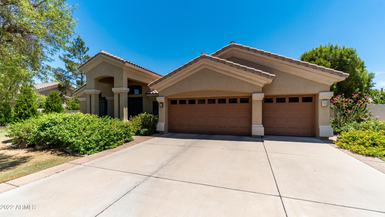 9305 S Stanley Pl., Tempe, AZ 85284