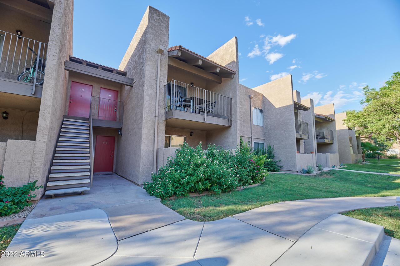 5525 E Thomas Rd. #F8, Phoenix, AZ 85018