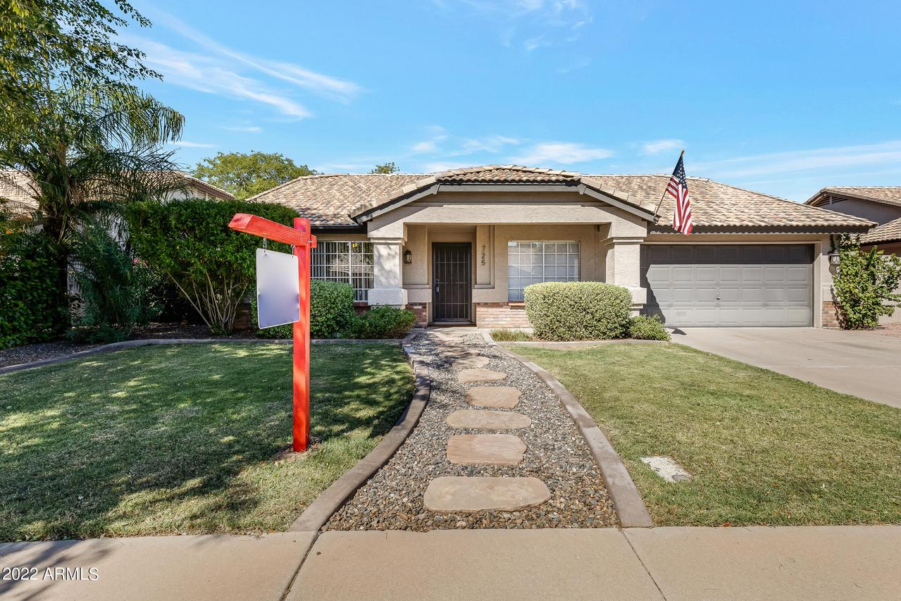 725 S Cheri Lynn Dr., Chandler, AZ 85225