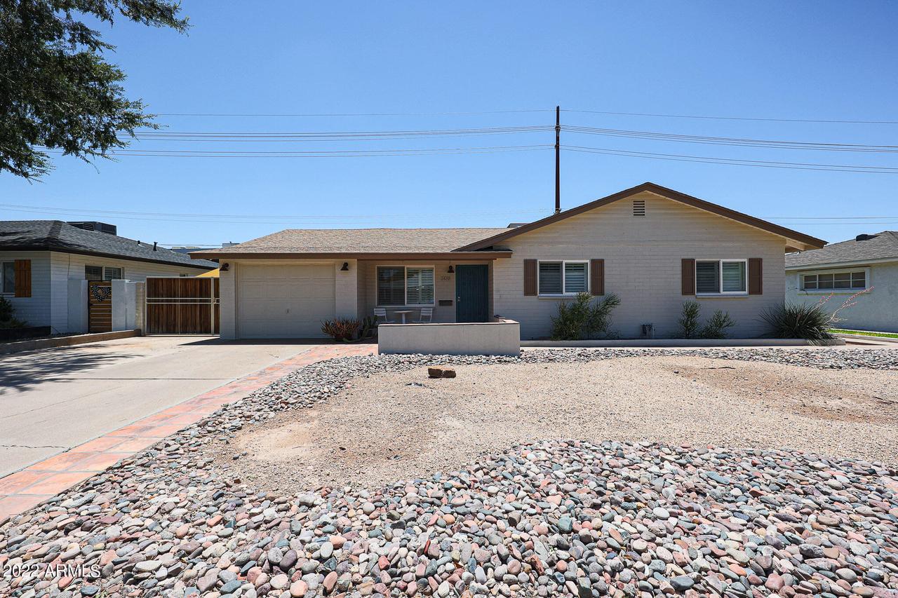2639 E Elm St., Phoenix, AZ 85016