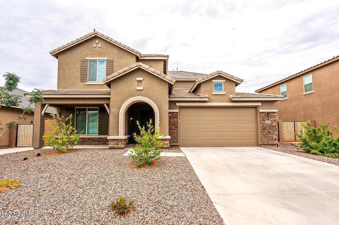 1965 W Larissa Ln., Queen Creek, AZ 85144