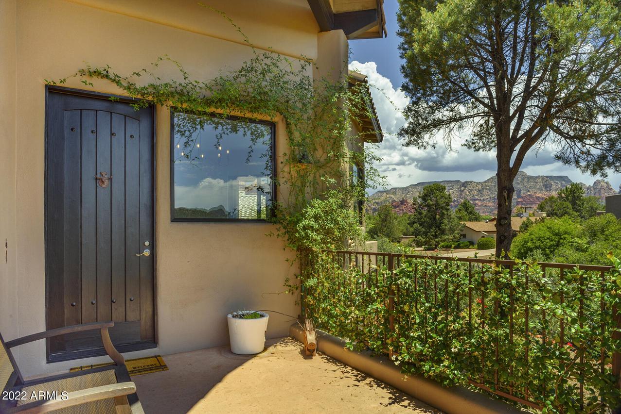 15 Johnny Guitar Cir., Sedona, AZ 86336