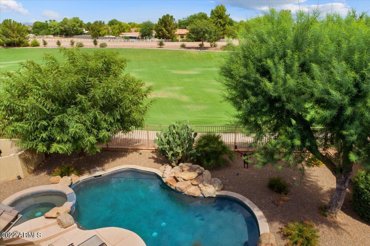 2942 S Colonial St., Gilbert, AZ 85296