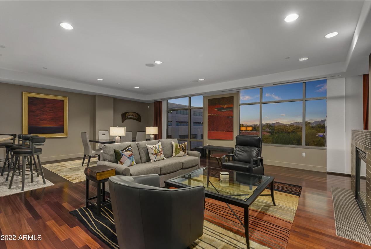 2211 E Camelback Rd. #502, Phoenix, AZ 85016
