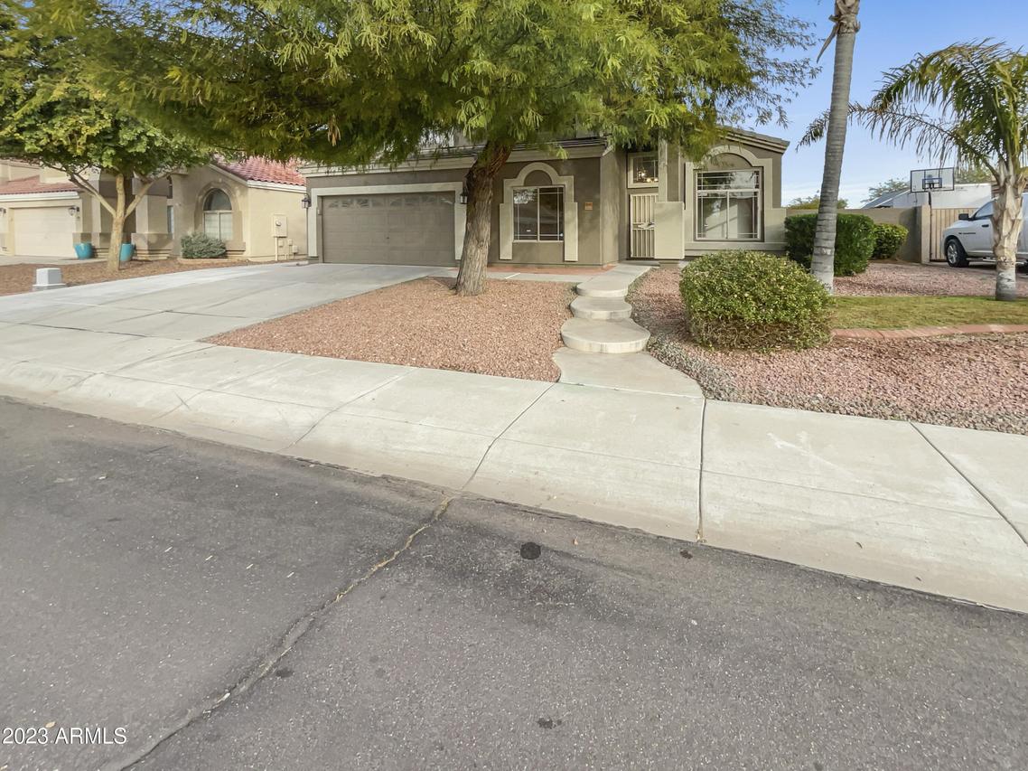 8626 W Keim Dr., Glendale, AZ 85305
