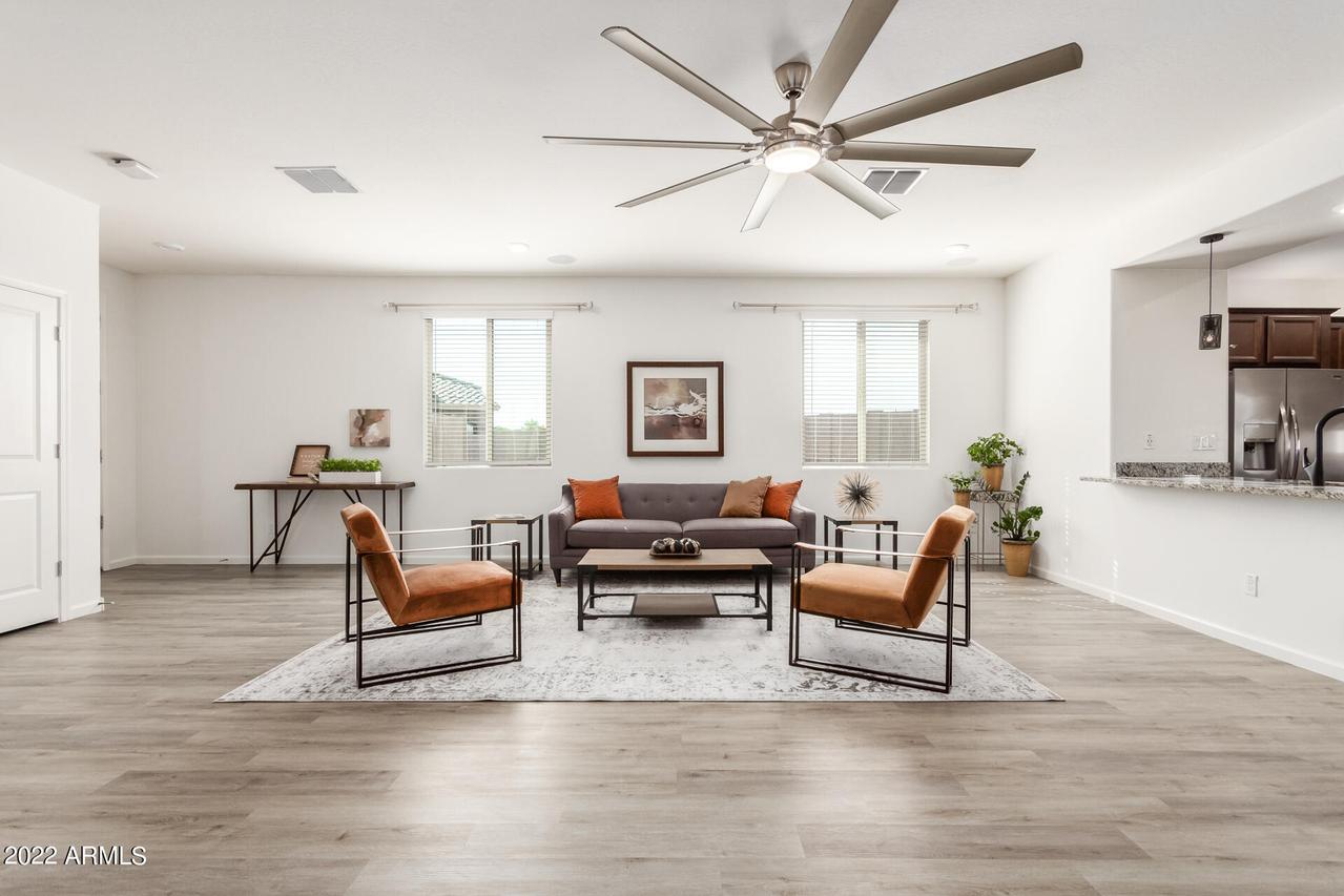 3406 W T Ryan Ln., Phoenix, AZ 85041