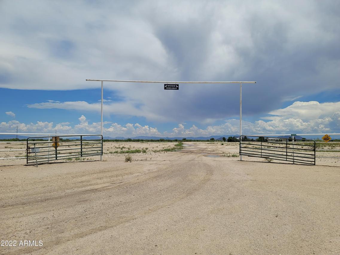 2450 N Wayne Woods Dr., Cochise, AZ 85606