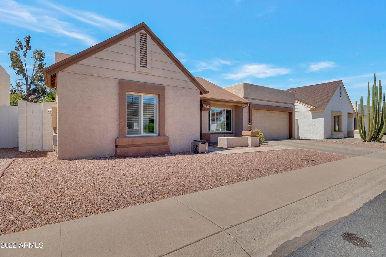 1101 E Wagoner Rd., Phoenix, AZ 85022