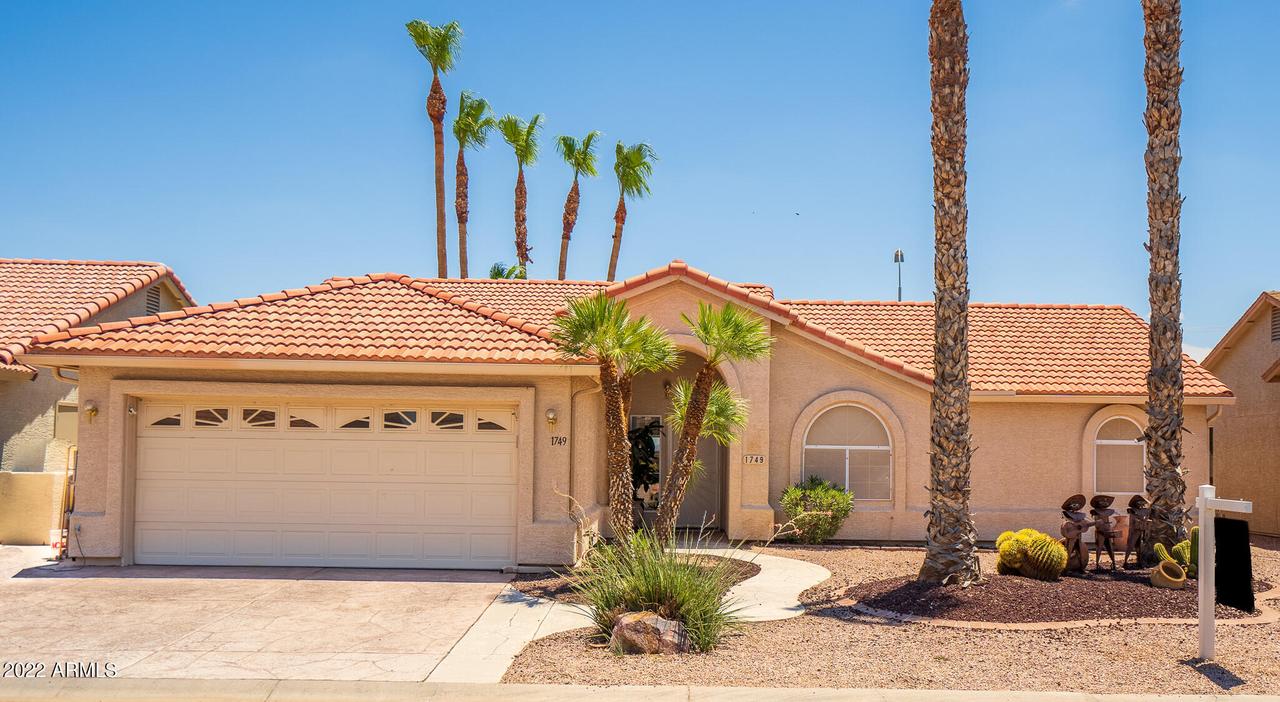 1749 E Gleneagle Dr. #15, Chandler, AZ 85249