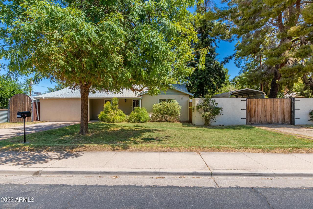 1114 W 2nd St., Mesa, AZ 85201