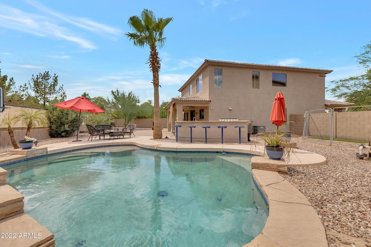 9417 W Pioneer St., Tolleson, AZ 85353