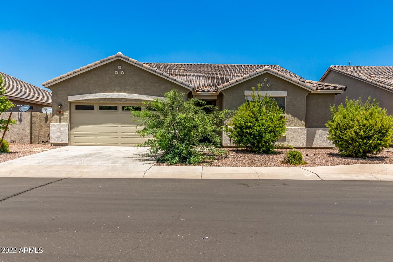 2206 W Ian Dr., Phoenix, AZ 85041