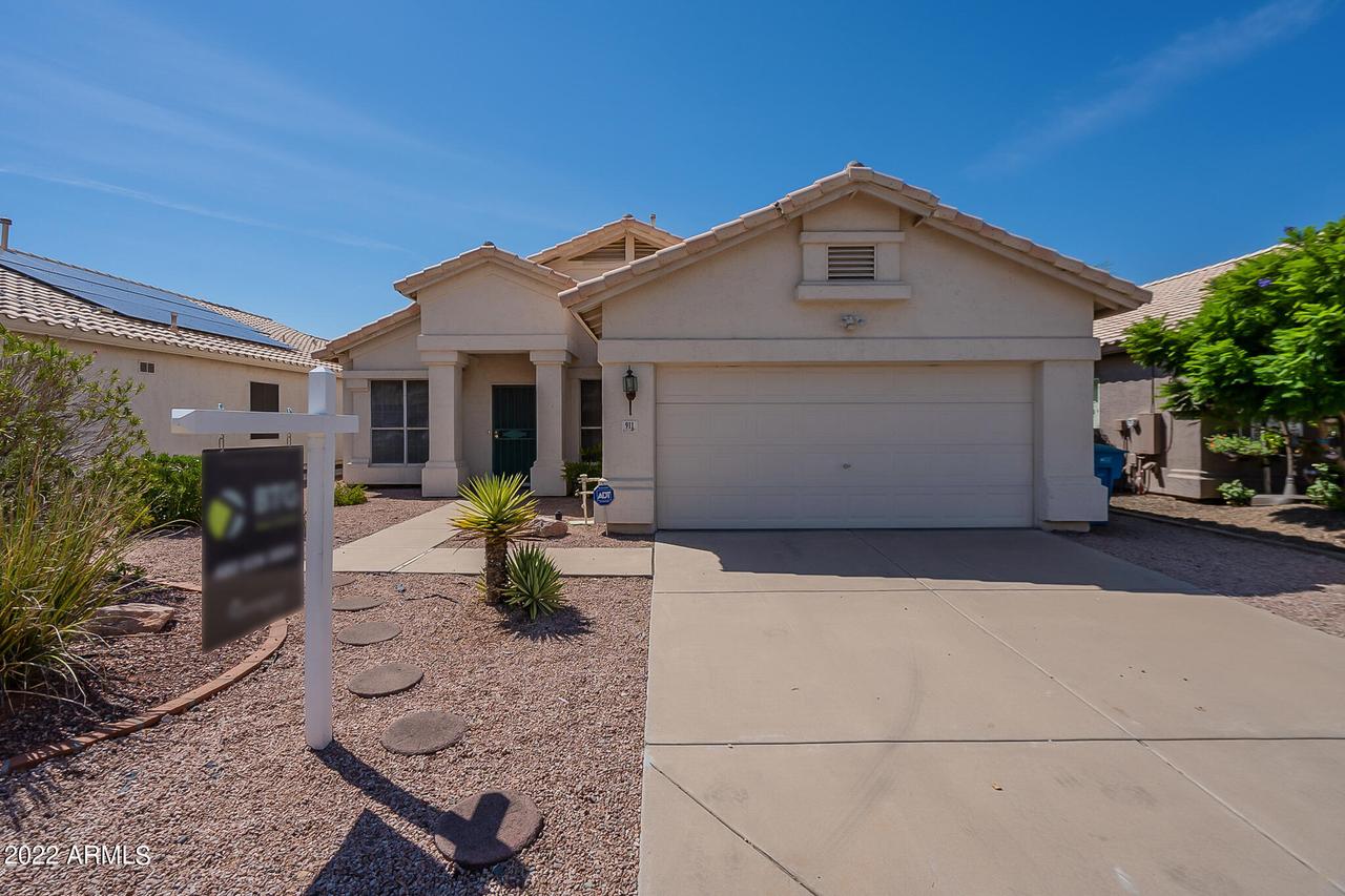 911 W Beverly Ln., Phoenix, AZ 85023