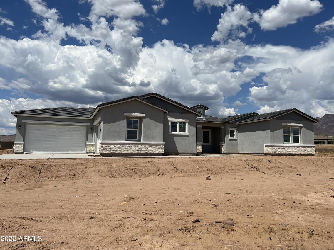 2677 S Baker Dr., Apache Junction, AZ 85119