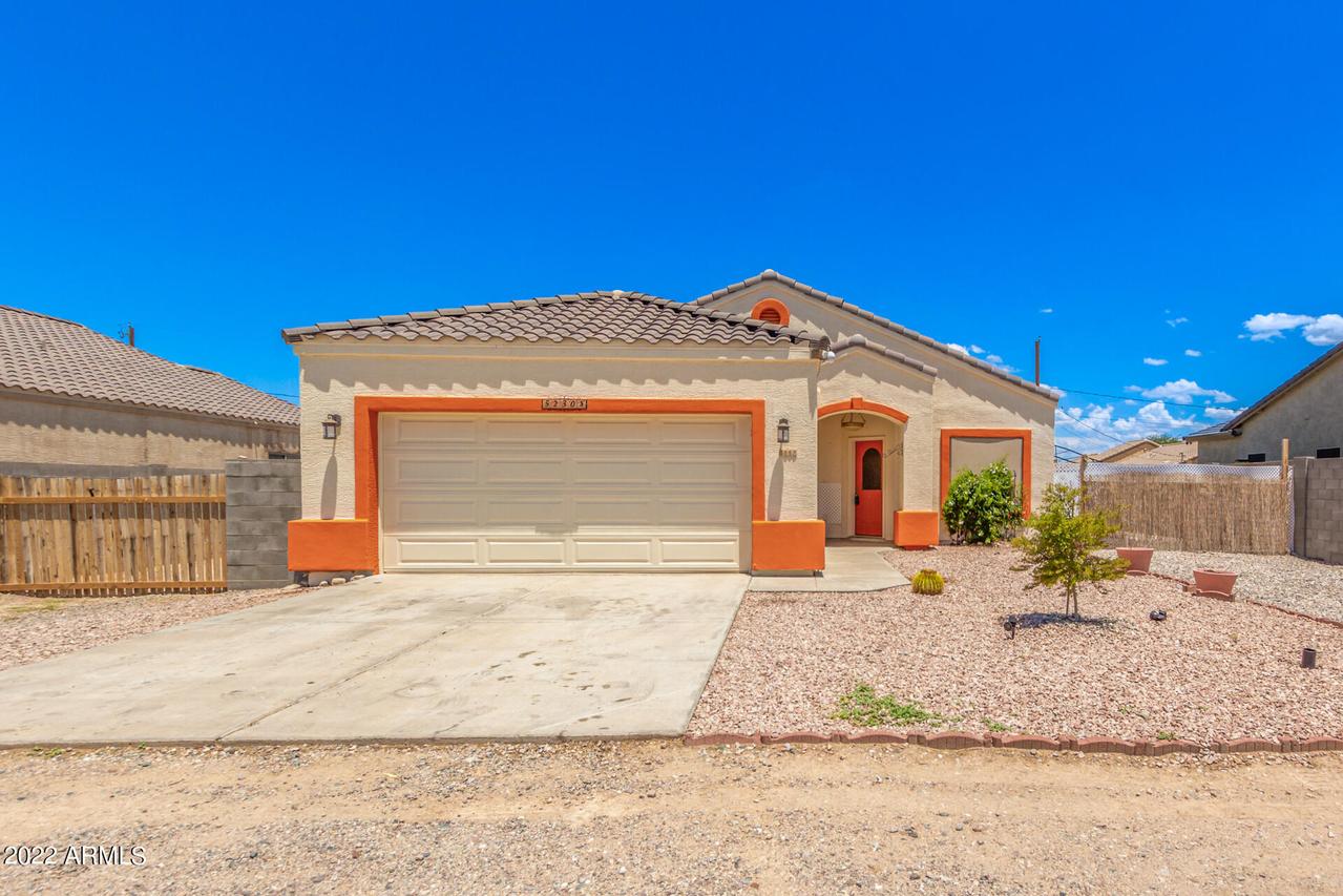 5230 E Preakness Dr., San Tan Valley, AZ 85140
