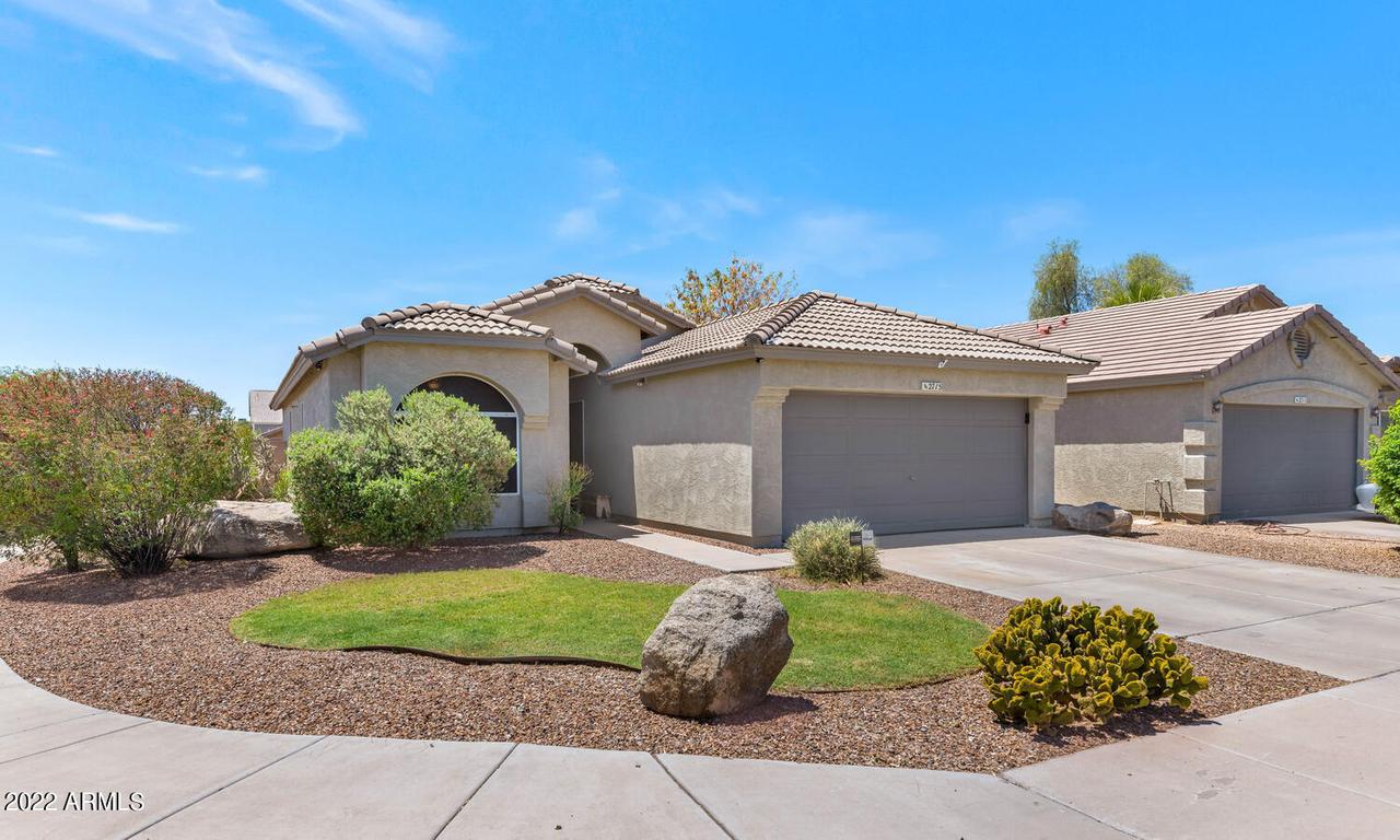 2715 E Campo Bello Dr., Phoenix, AZ 85032