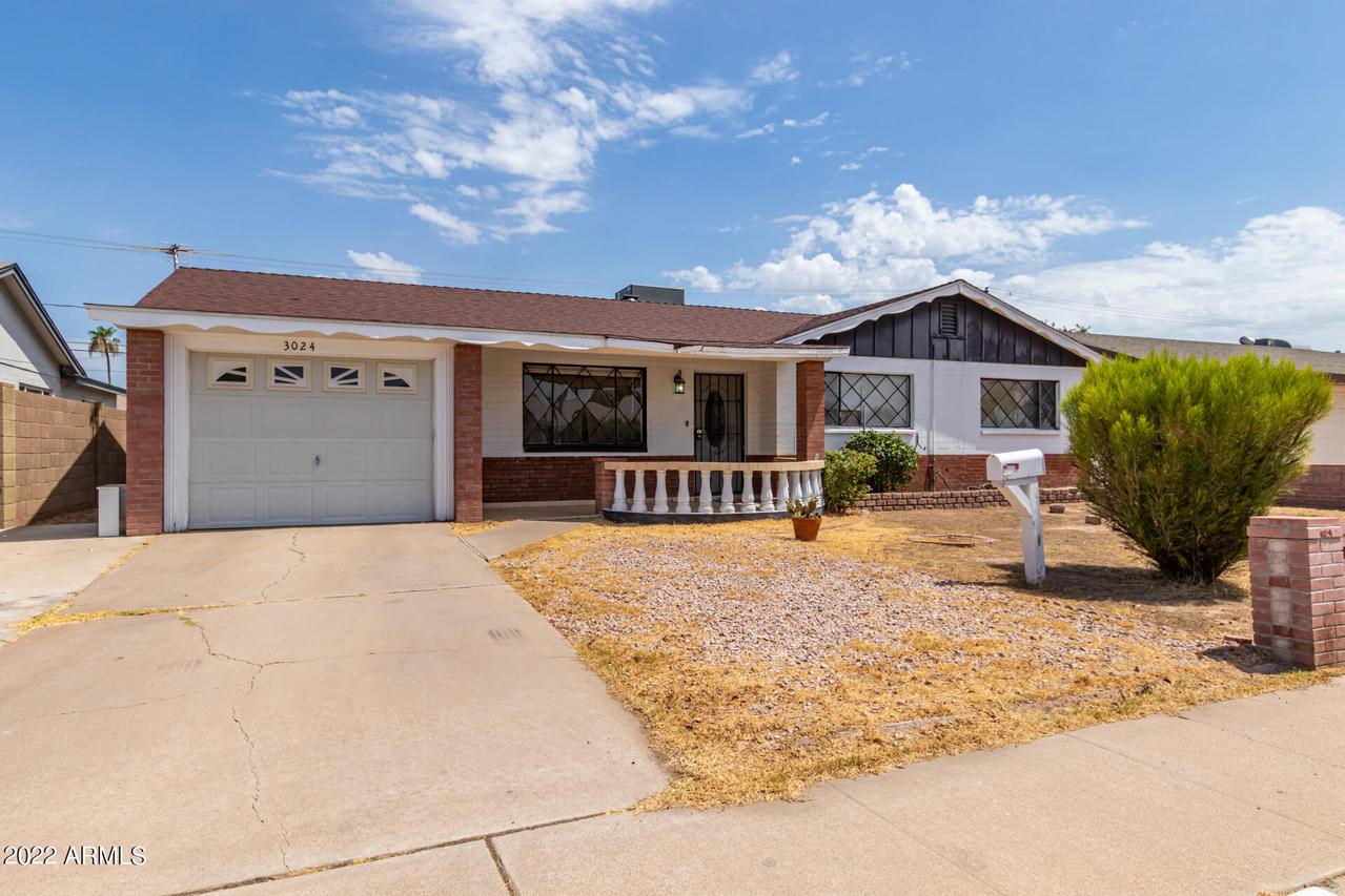 3024 W Larkspur Dr., Phoenix, AZ 85029