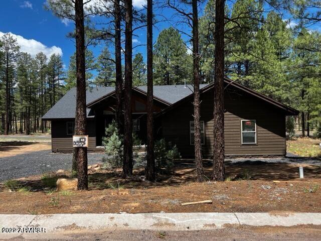 60 S Bench Cir., Show Low, AZ 85901