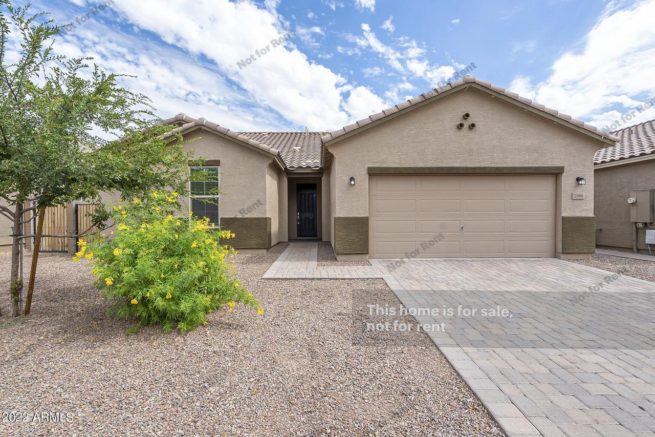 1966 W Larissa Ln., Queen Creek, AZ 85144