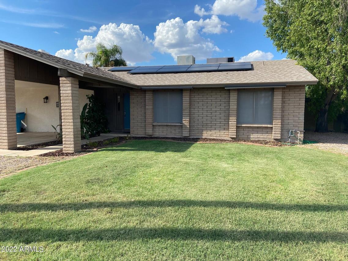 2816 W Villa Maria Dr., Phoenix, AZ 85053